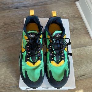 Nike Air Max 270 React Yellow/Green shoe. Mens size 10.5